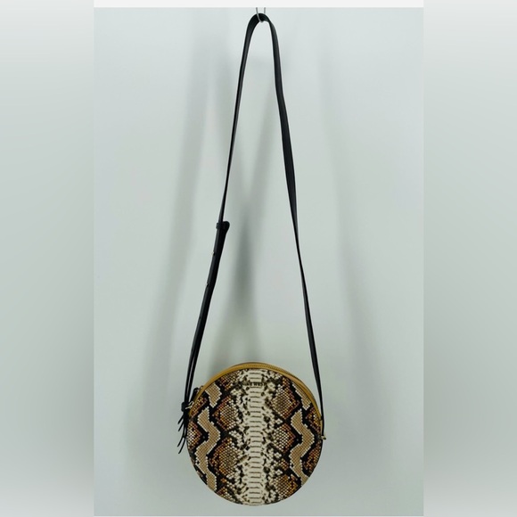 Nine West Round Crossbody Purse 
Snakeskin Browns/Cognac Multicolor
NWithoutTag - Picture 7 of 16